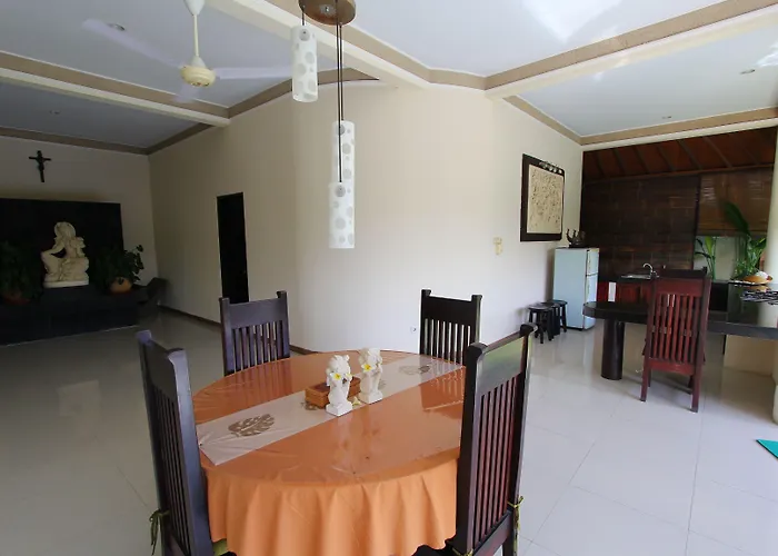 Heliconia Villa