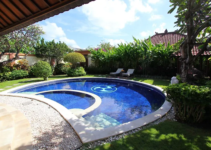 Heliconia Villa